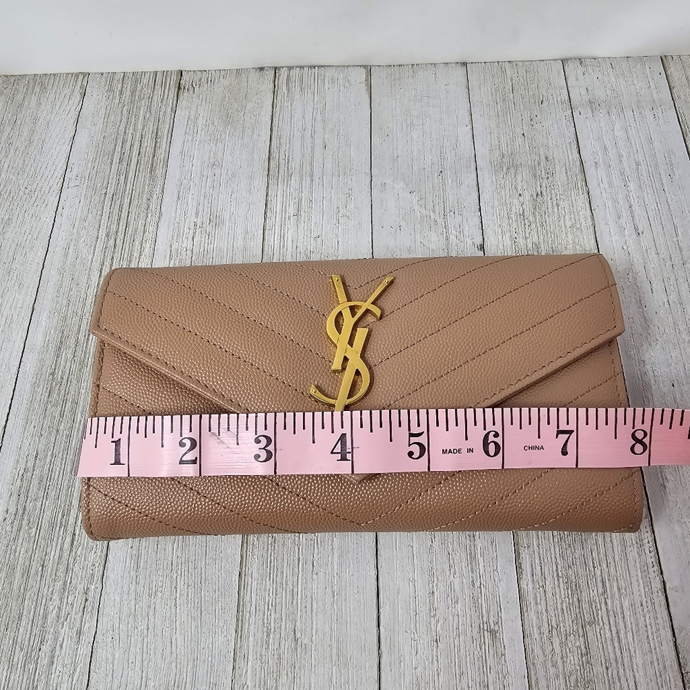 Yves Saint Laurent Grain De Poudre Matelasse Chevron Monogram Wallet - Picture 12 of 16
